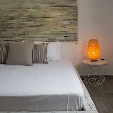 Akti Holiday home *