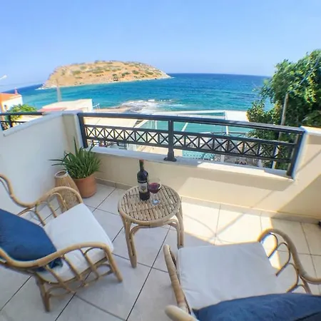 Akti Holiday home *